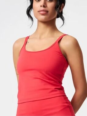 Girlfriend Collective Gemma Scoop Tank SZ L